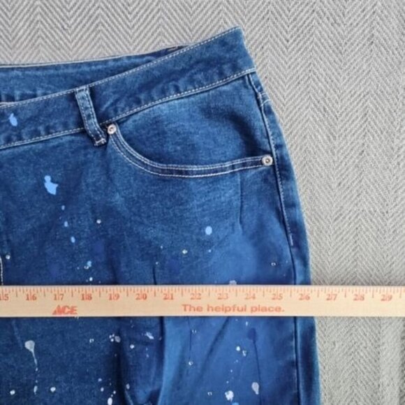 Ashley Stewart Jeans Size 24 (44x26) Distressed Paint Splatter Rhinestones NWT - Picture 15 of 16